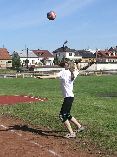 Mladší žákyně - KP 6. kolo - Týniště 13.5.2007     03.jpg