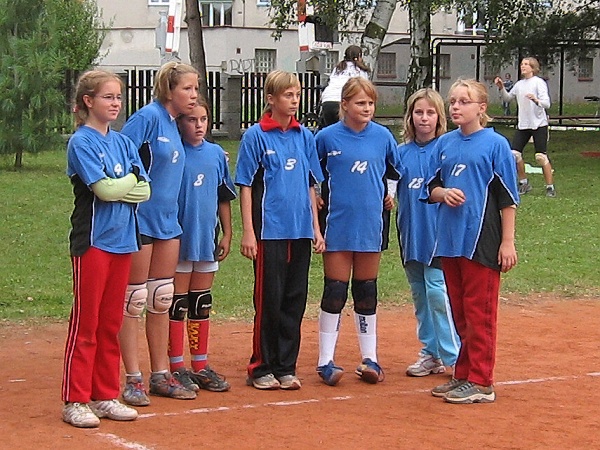 Mladší žákyně - KP - Jaroměř 8.9.2007    14.jpg